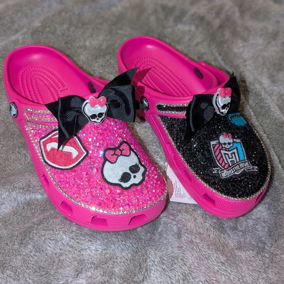 Custom Crocs - Picture 3 of 5